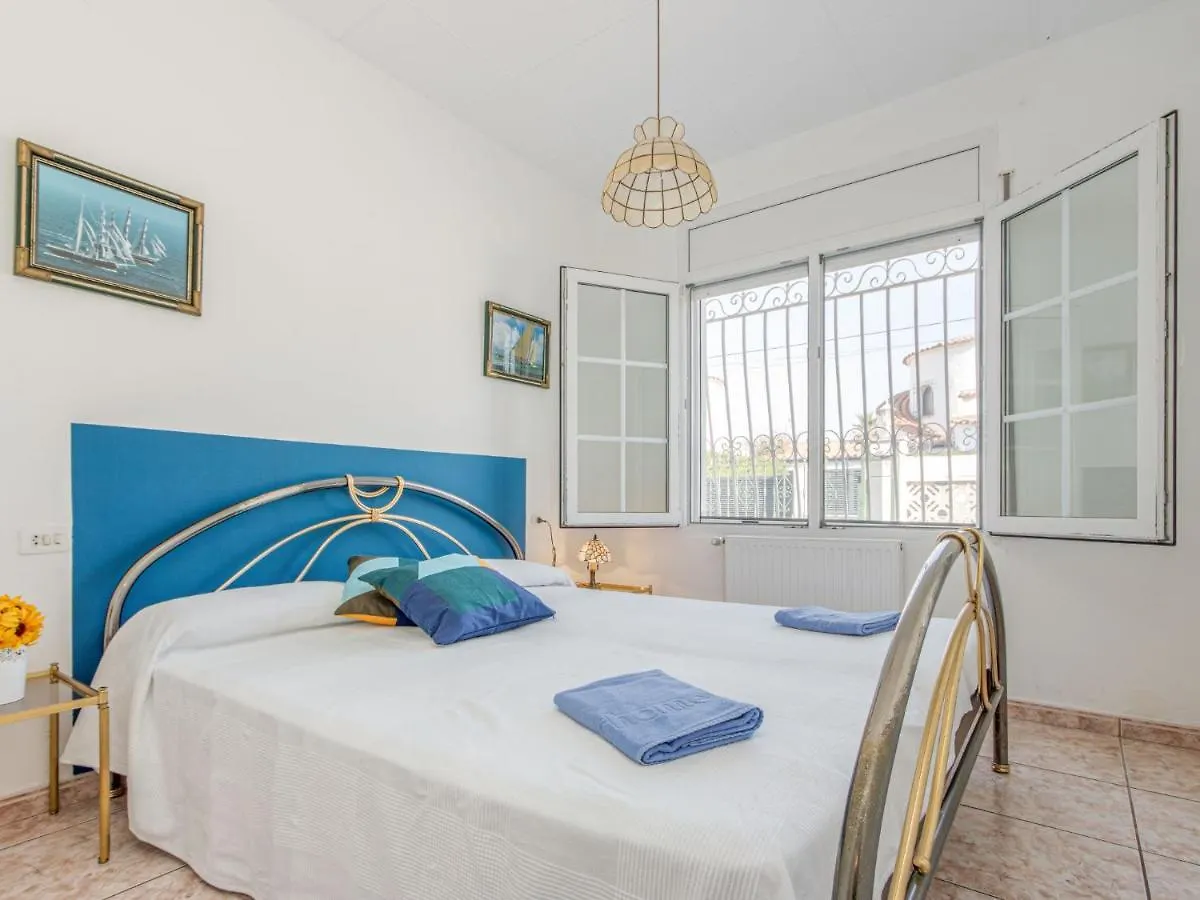 Holiday Home Residencia Maritima By Interhome Empuriabrava
