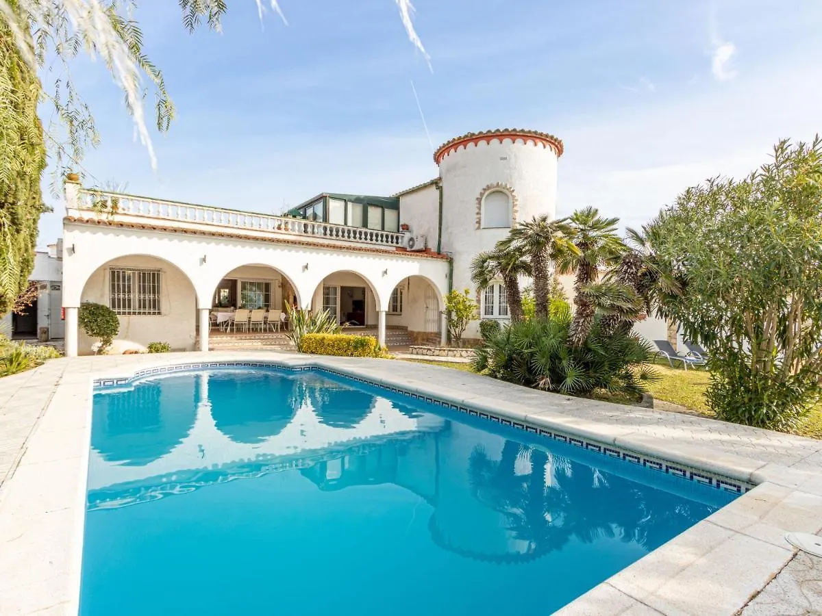 Holiday Home Residencia Maritima By Interhome Empuriabrava