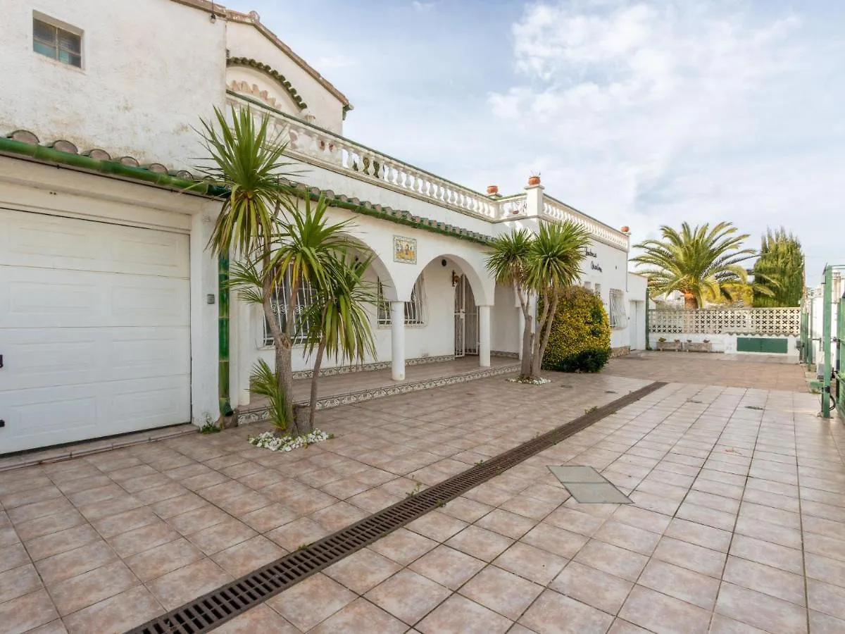 Holiday Home Residencia Maritima By Interhome Empuriabrava