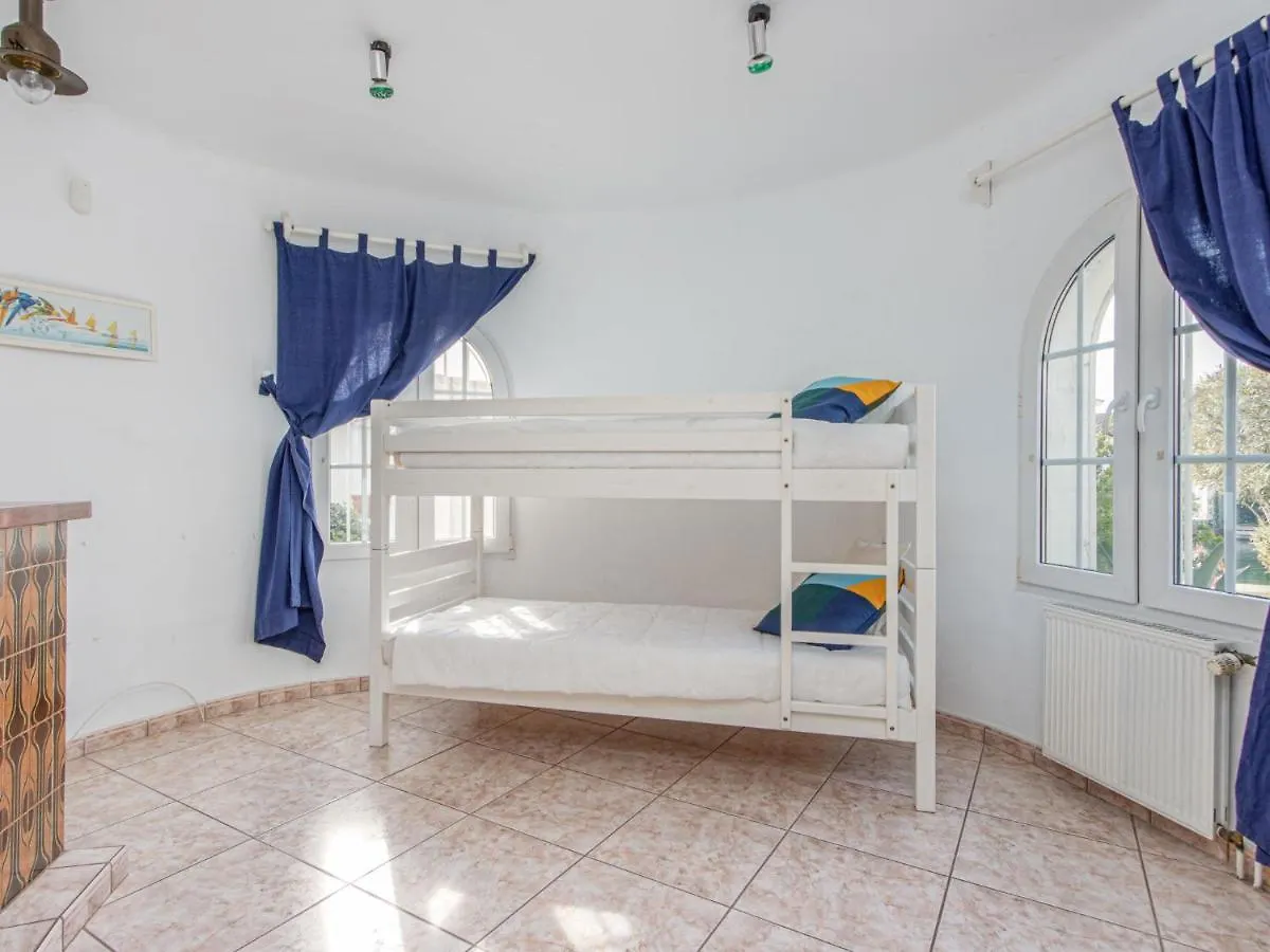 Holiday Home Residencia Maritima By Interhome Empuriabrava