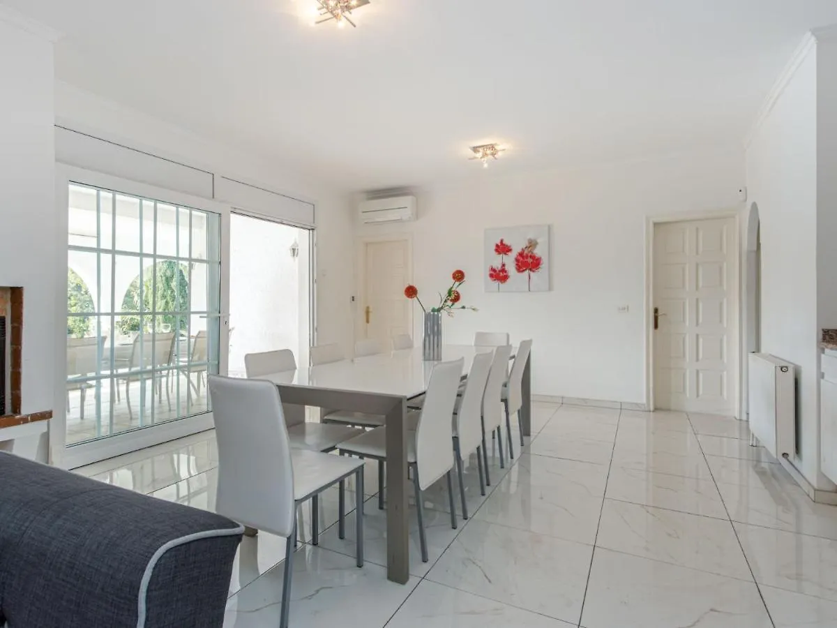 Holiday Home Residencia Maritima By Interhome Empuriabrava